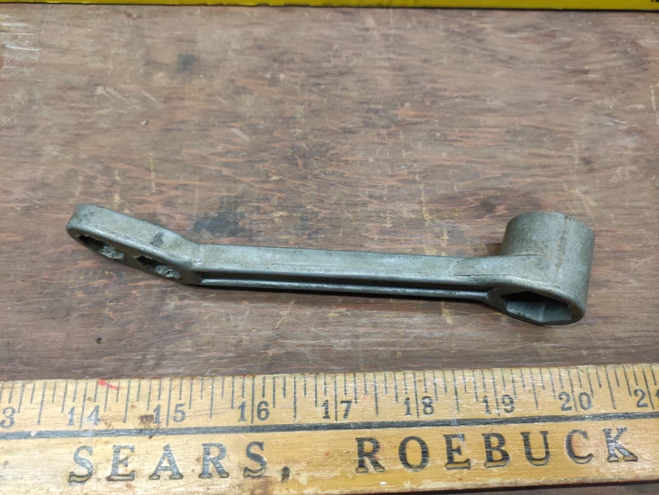 Llave de desplazamiento de extremo de caja de cortacésped Mountfield vintage - Envío gratuito Foto 2 de 3