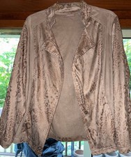Chico's Size 3 Blazer Very Versatile, Great Pattern
