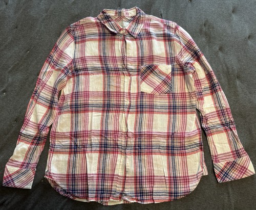 Rails Hunter Plaid Button Down Shirt Size Medium Pink Red and Blue Long Sleeve