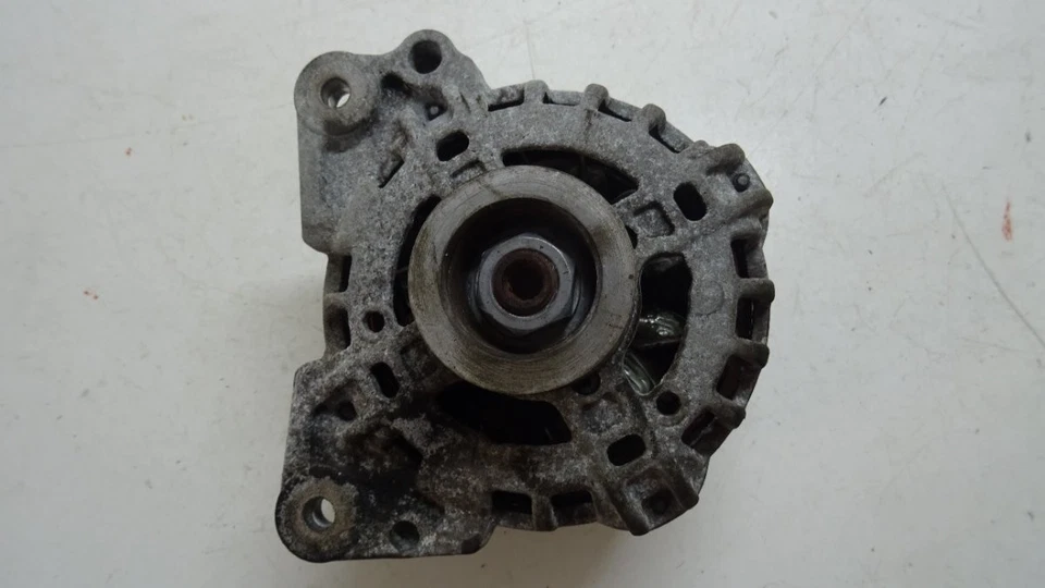 VW UP 12 (2012) ALTERNATOR CHY 04C903023A 04C903023A - Image 2 of 4