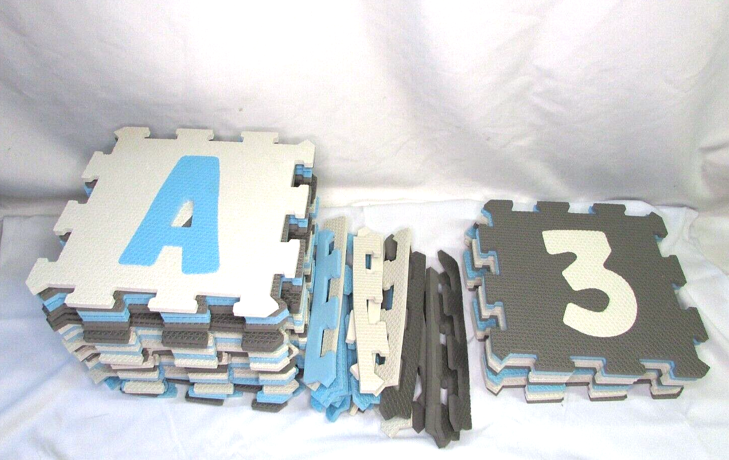 Toys R Us Foam Play Crawling Mat Puzzle Alphabet and Numbers (34-Piece Set)