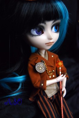Custom Groove MIO ISUL Künstler Steampunk blau lila ungerades Auge volles Outfit Puppe JUNGE