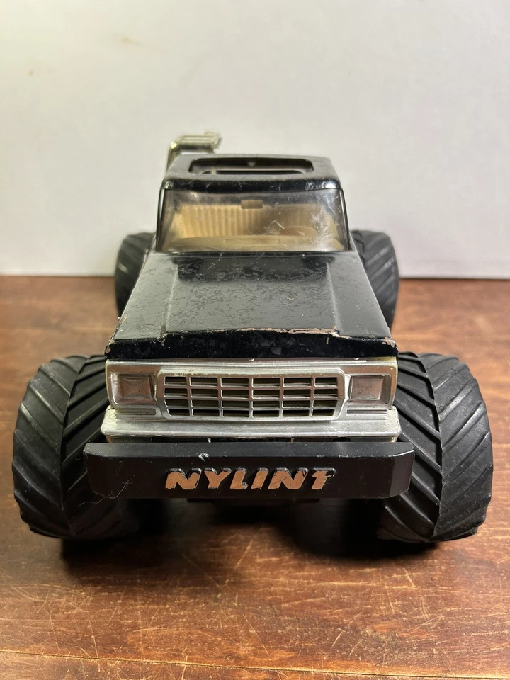 Nylint Spiker's Eagle...Has Landed Monster Truck Action Master прочный металл 12x8"" - Изображение 2 из 4