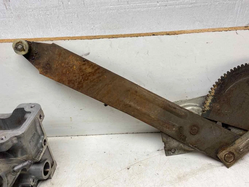 1974 1975 1976 1978 1979 年水星 COUGAR 前门调节器左 — 第 3/3 张图片