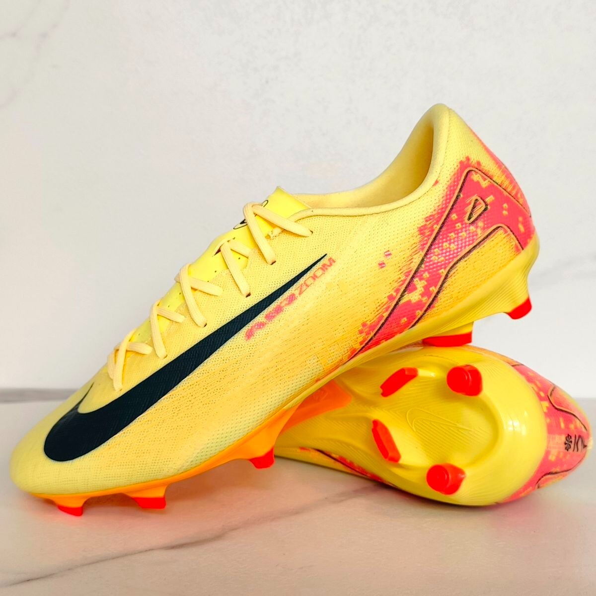 Nike Mercurial zoom 26センチ Nike Mercurial zoom 26センチ - メルカリ
