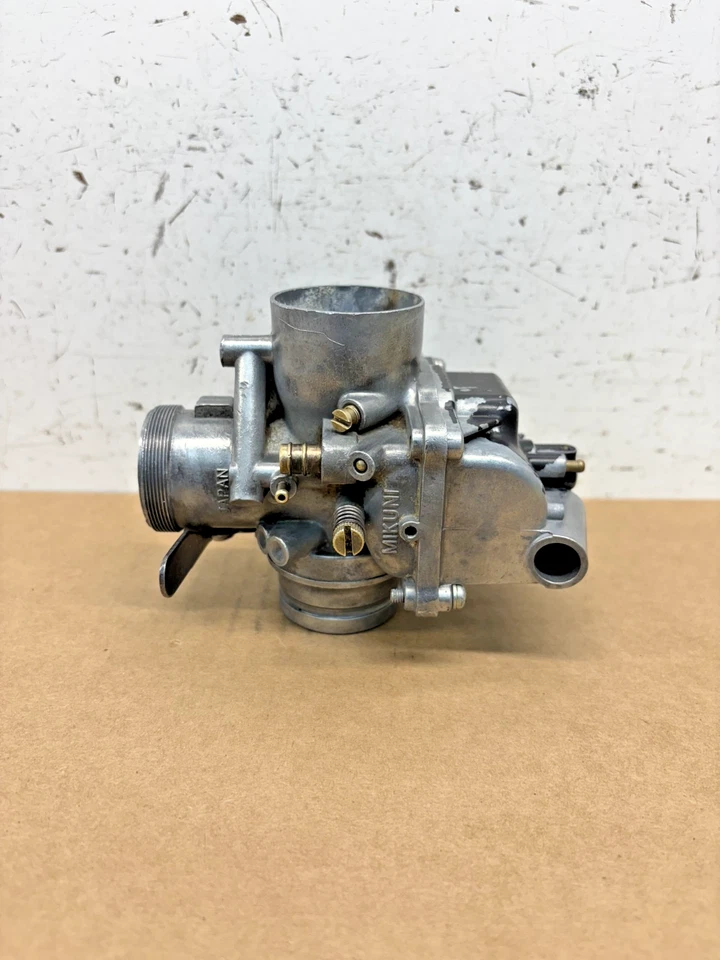 Carburador Yamaha DT 250 DT250 / Conjunto Carb / 438 / PRECISA DE PEÇAS / FUNCIONA - Imagem 2 de 4