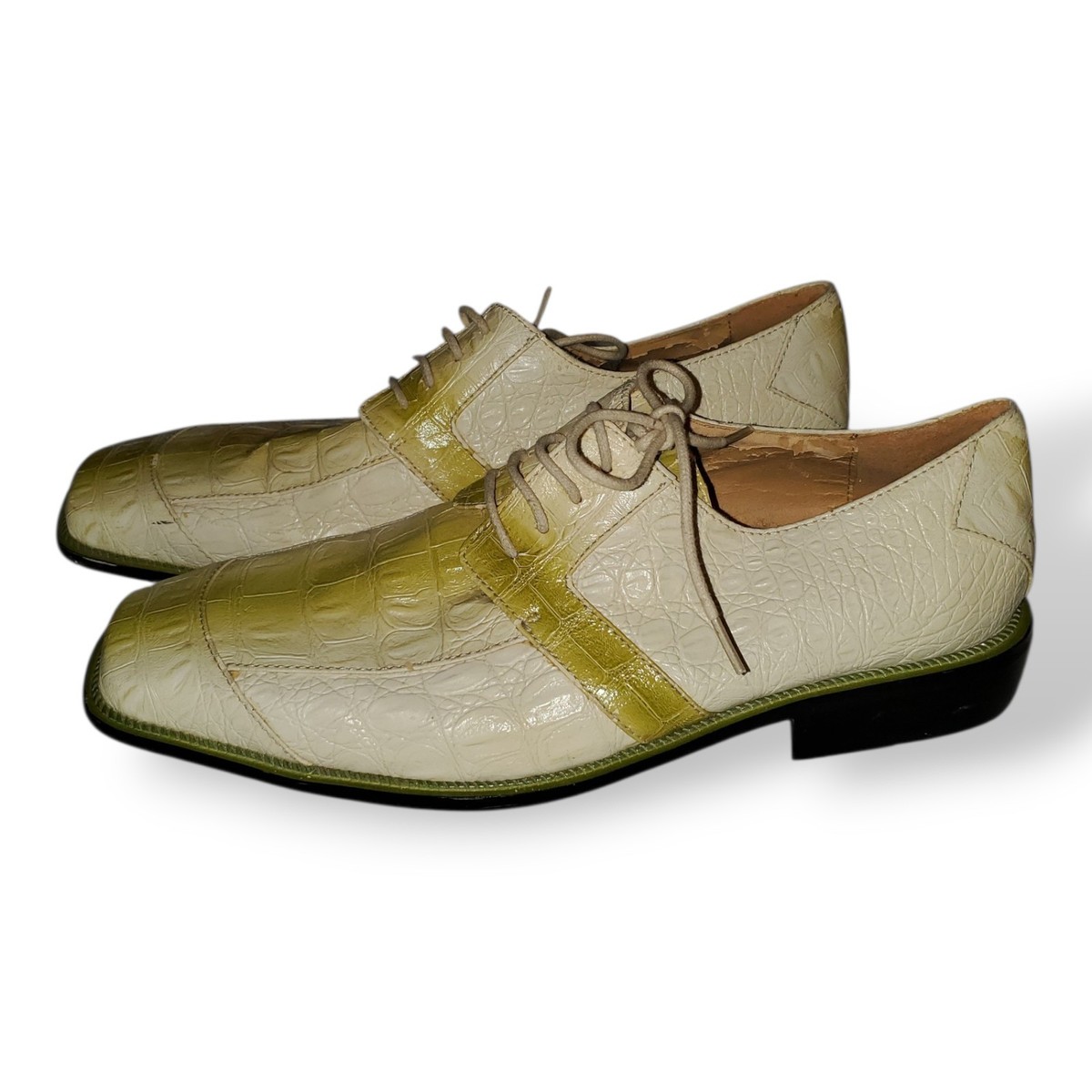 Men's Sarta Gator Print Green & Cream Lace Up Square Toed Dress Shoes. Size 8.5