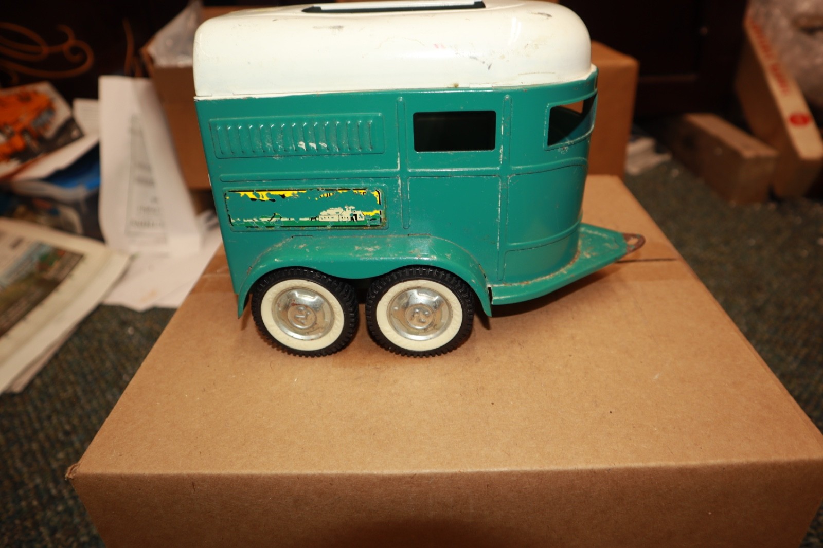 Picture 3 of 24