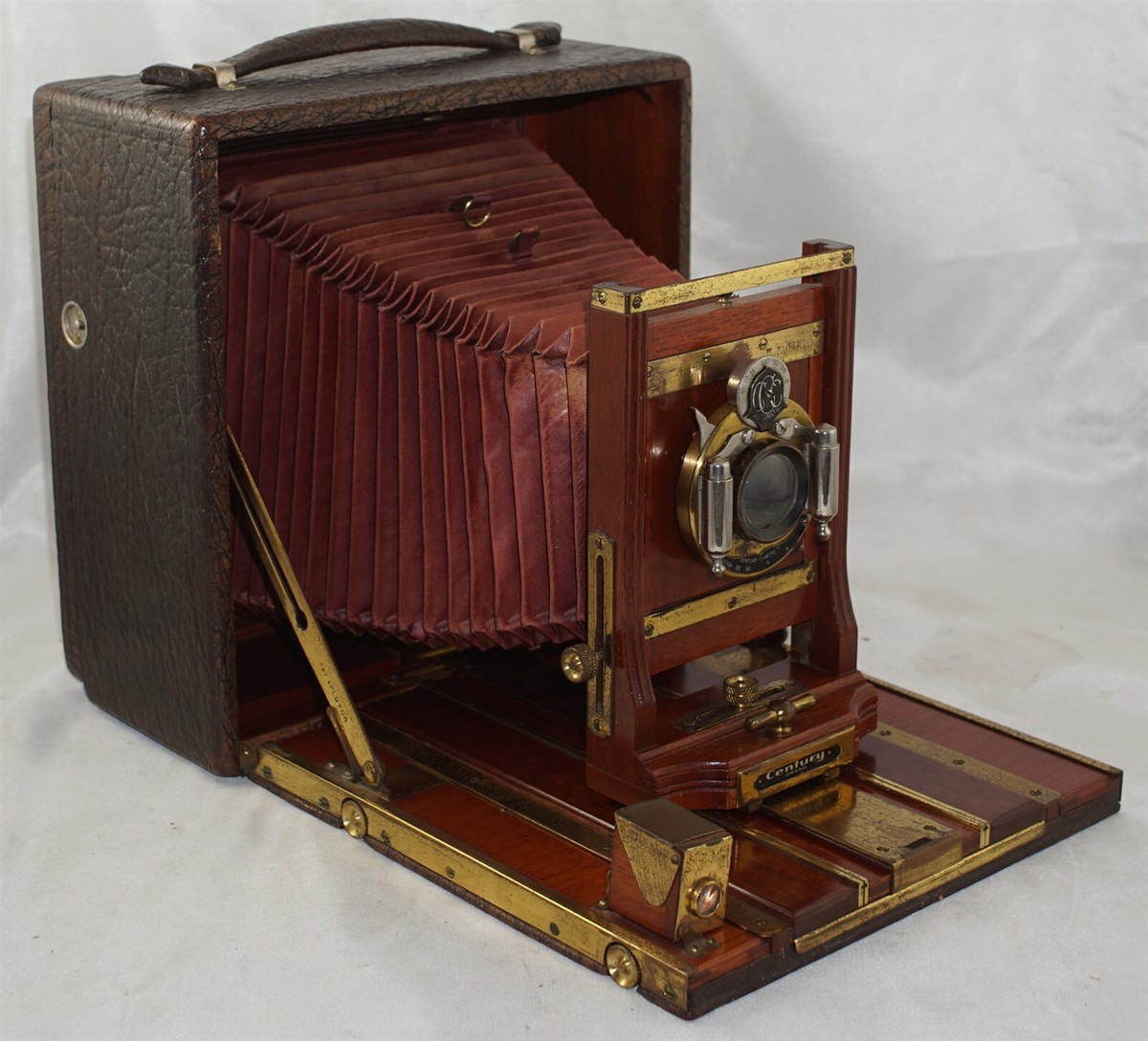 ビンテージ アンティーク 70s フォトフレーム ミッドセンチュリー 5x7 Century Grand View Camera Excellent Condition w/ Red Bellows