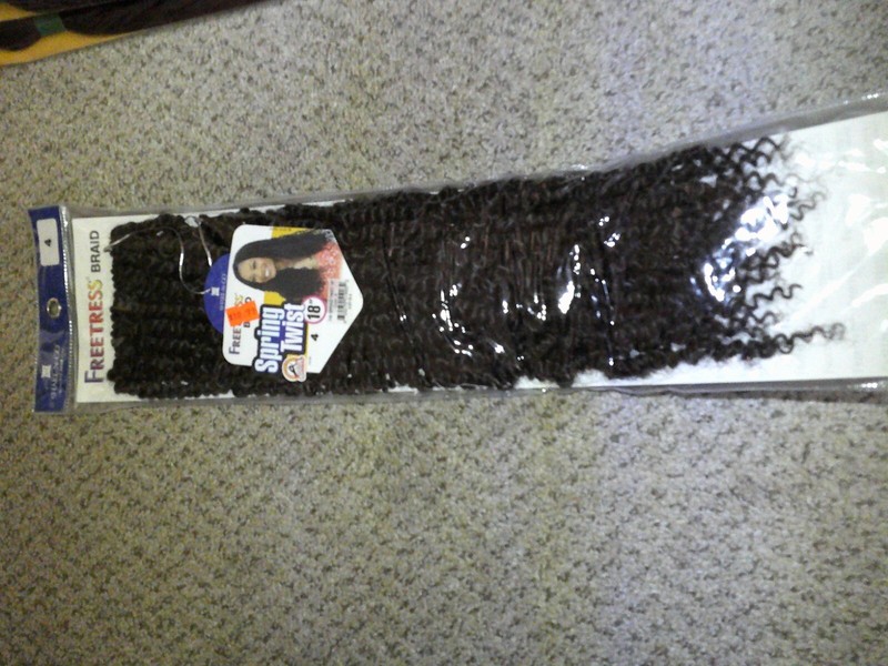 Brand New SHAKE-N-GO FREETRESS BRAID COLOR 4 DARK BROWN Spring Twist 18"