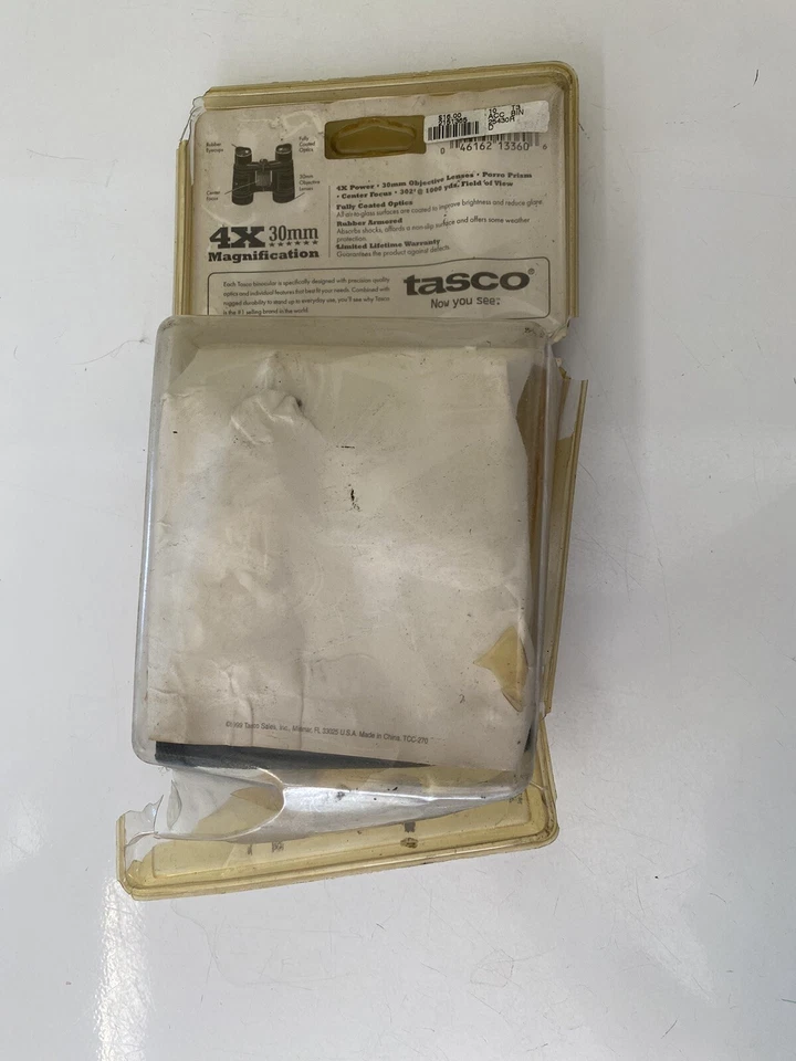 Vintage TASCO 4X30mm Red Binocular & Case 25430R - Image 4 of 4