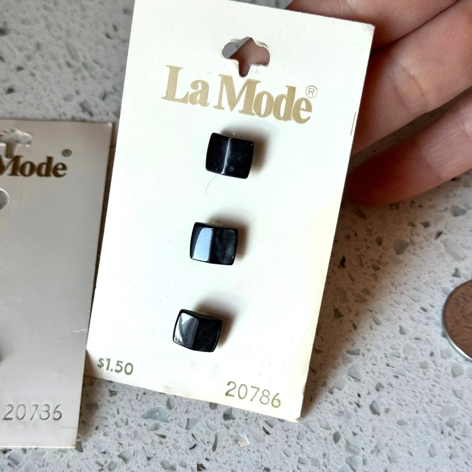 4 NEW Vintage 80s La Mode 7/16" Black Shank Square Sewing Buttons On Card JAPAN - Image 3 of 4