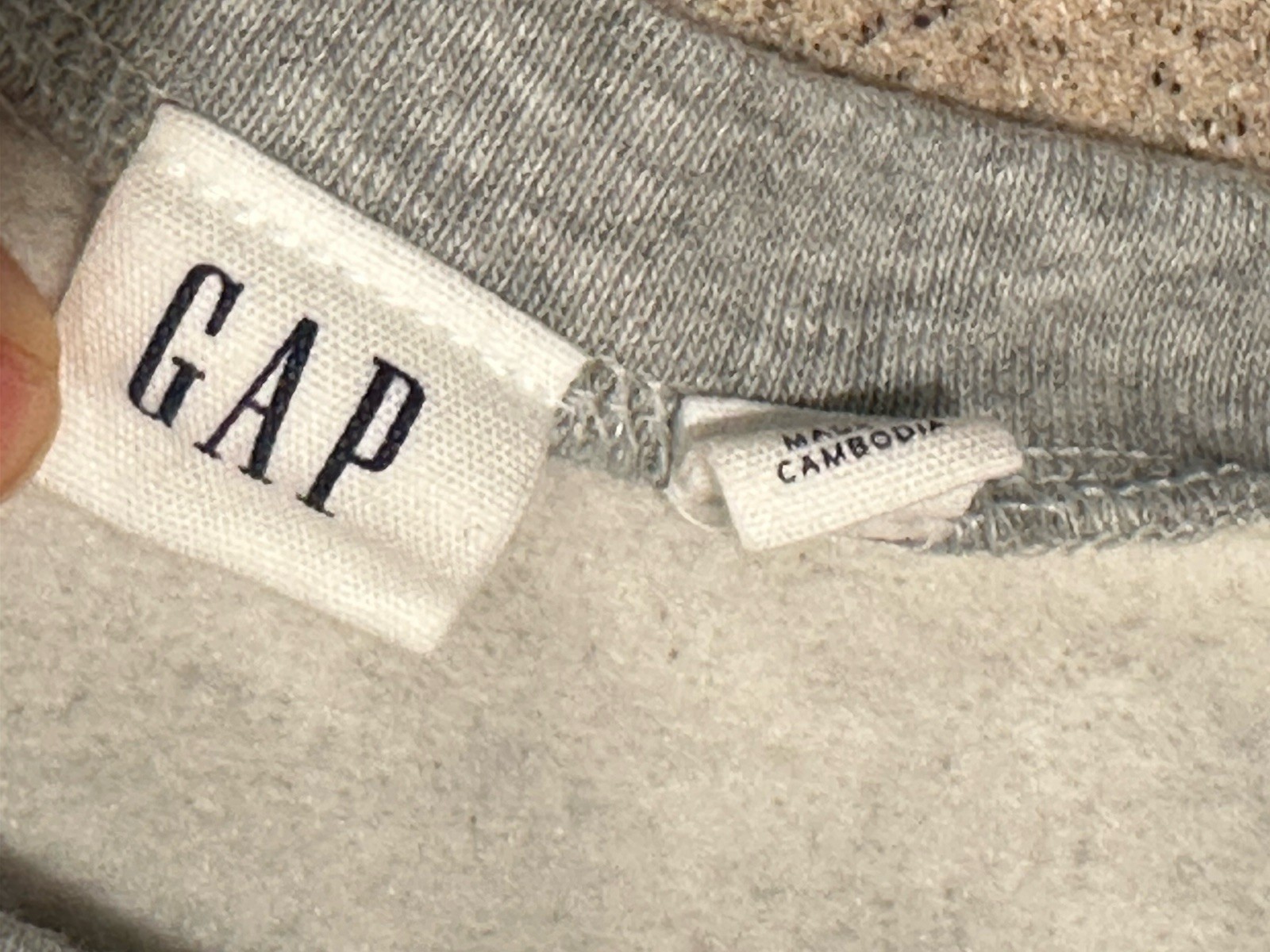 Women's GAP Gray Pullover Crew Neck Sweatshirt Si… - image 7