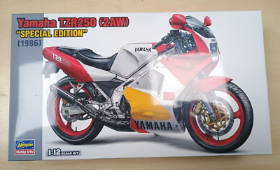 Yamaha TZR250 / TZR 250 1KT Special Edition - 1/12th Model Kit