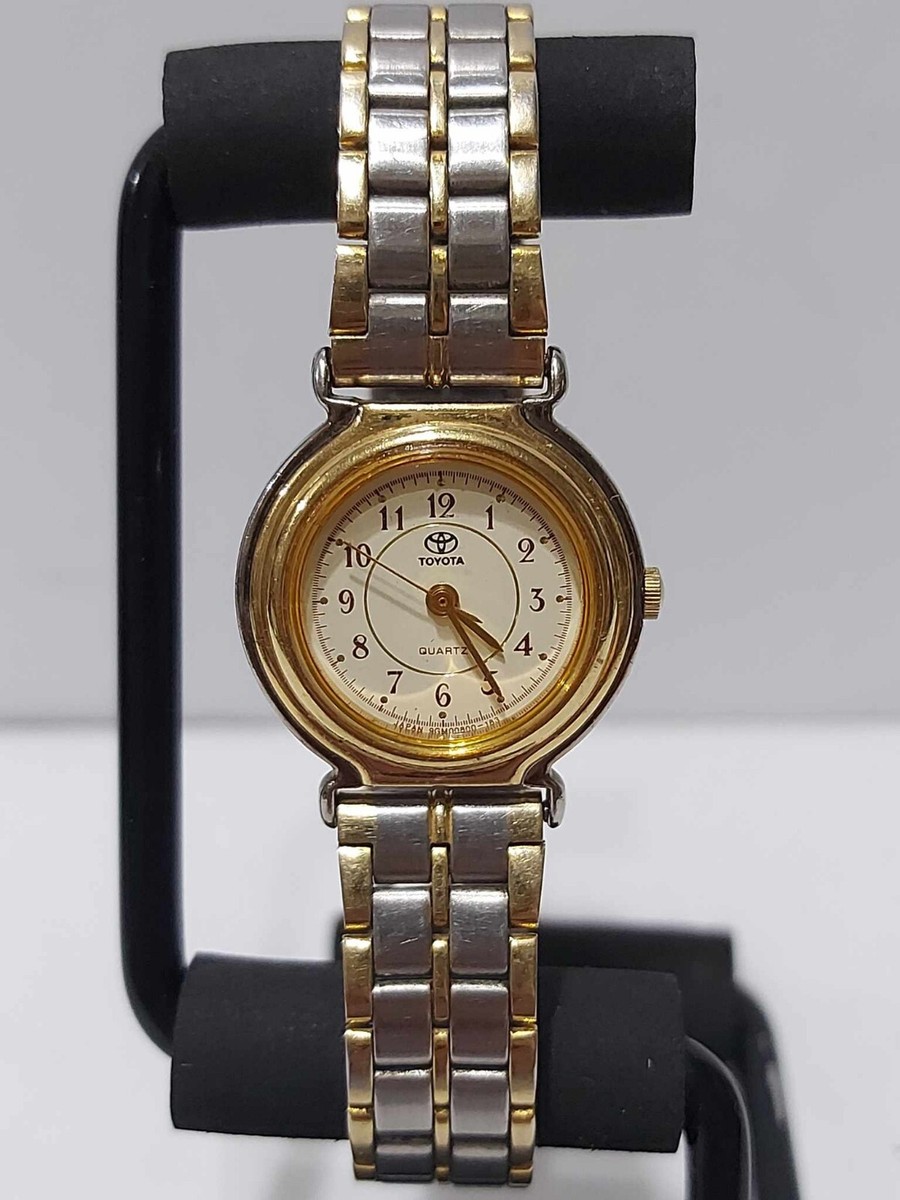 Toyota Ladies Wristwatch 2 Tone Silver Gold Made in Japan TRD TOMS