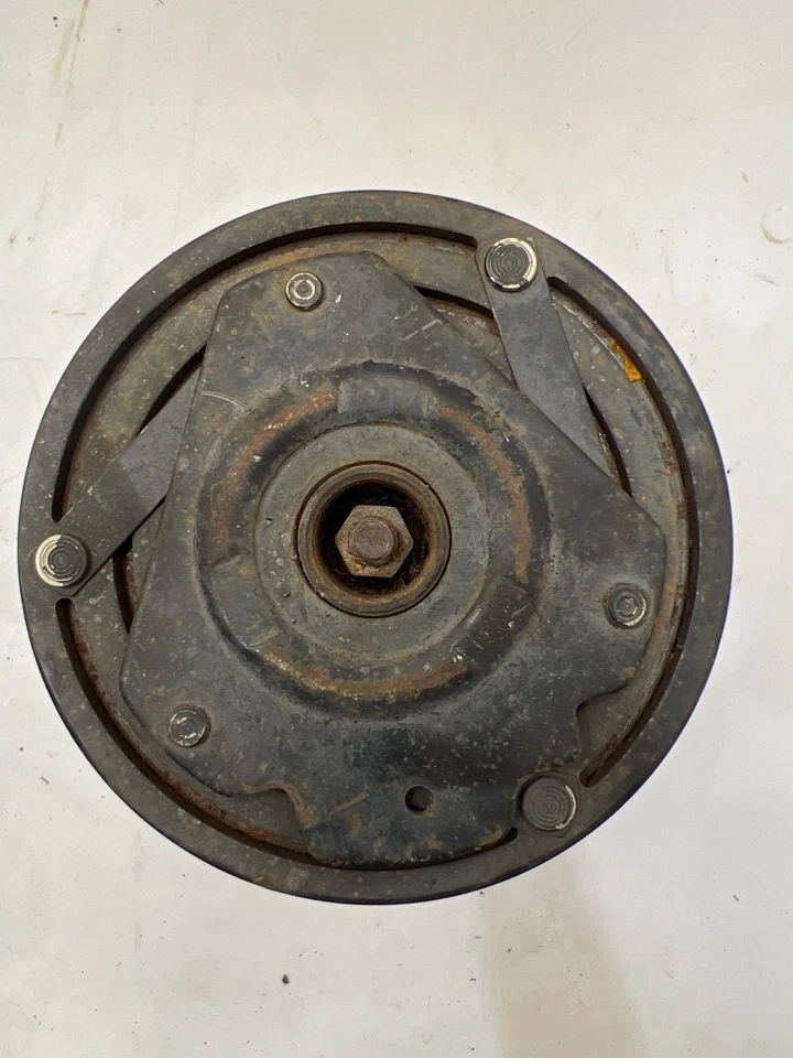 1987 - 1990 Chevy S10 Astro Van 2.5L AC Compressor Assembly Delphi OEM 01135456 - Image 3 of 4