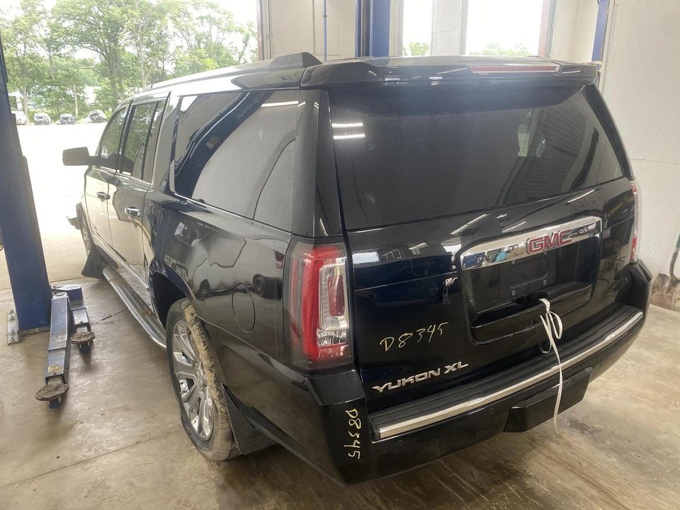 Used ABS Pump and Motor Assembly fits: 2016 Gmc Yukon xl 1500 Assembly LH frame - Image 2 of 4