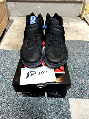 Nike Kyrie 2 Duke Size 8 838640-001