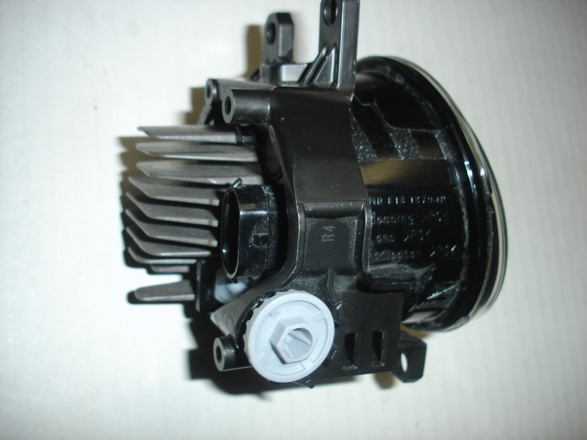 TOYOTA/ LEXUS OEM LED FOGLIGHT RIGHT SIDE (MD E13 13794R) | eBay