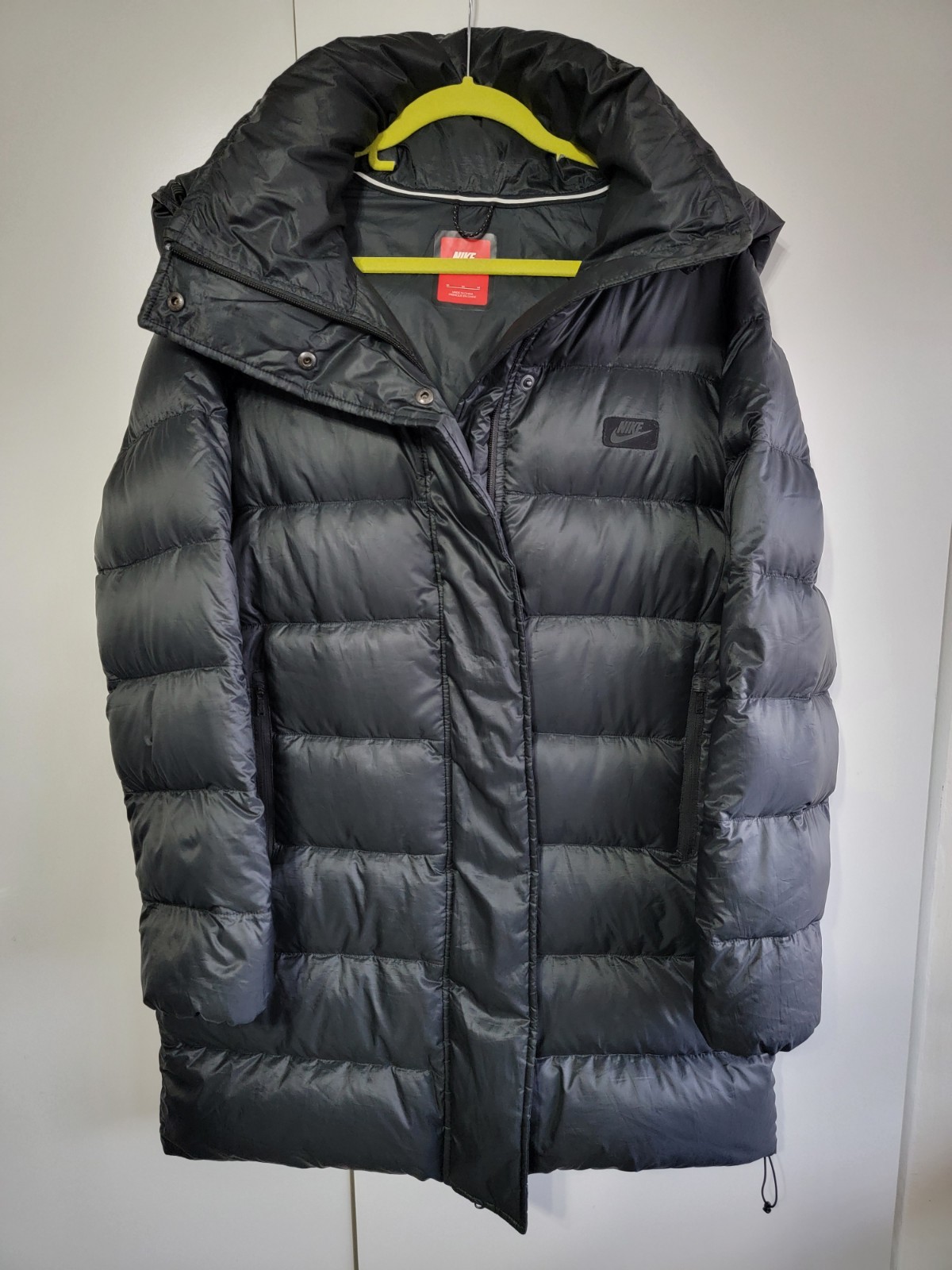 NIKE DOWN FILL PARKA COAT JACKET SIZE M (683908 010) BLACK
