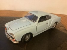 1966 VW Karmann Ghia Road Signature 1:18 Die Cast Powder Blue