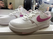 Nike Girls' White Pink Low Top Lace Up Breathable Sneakers