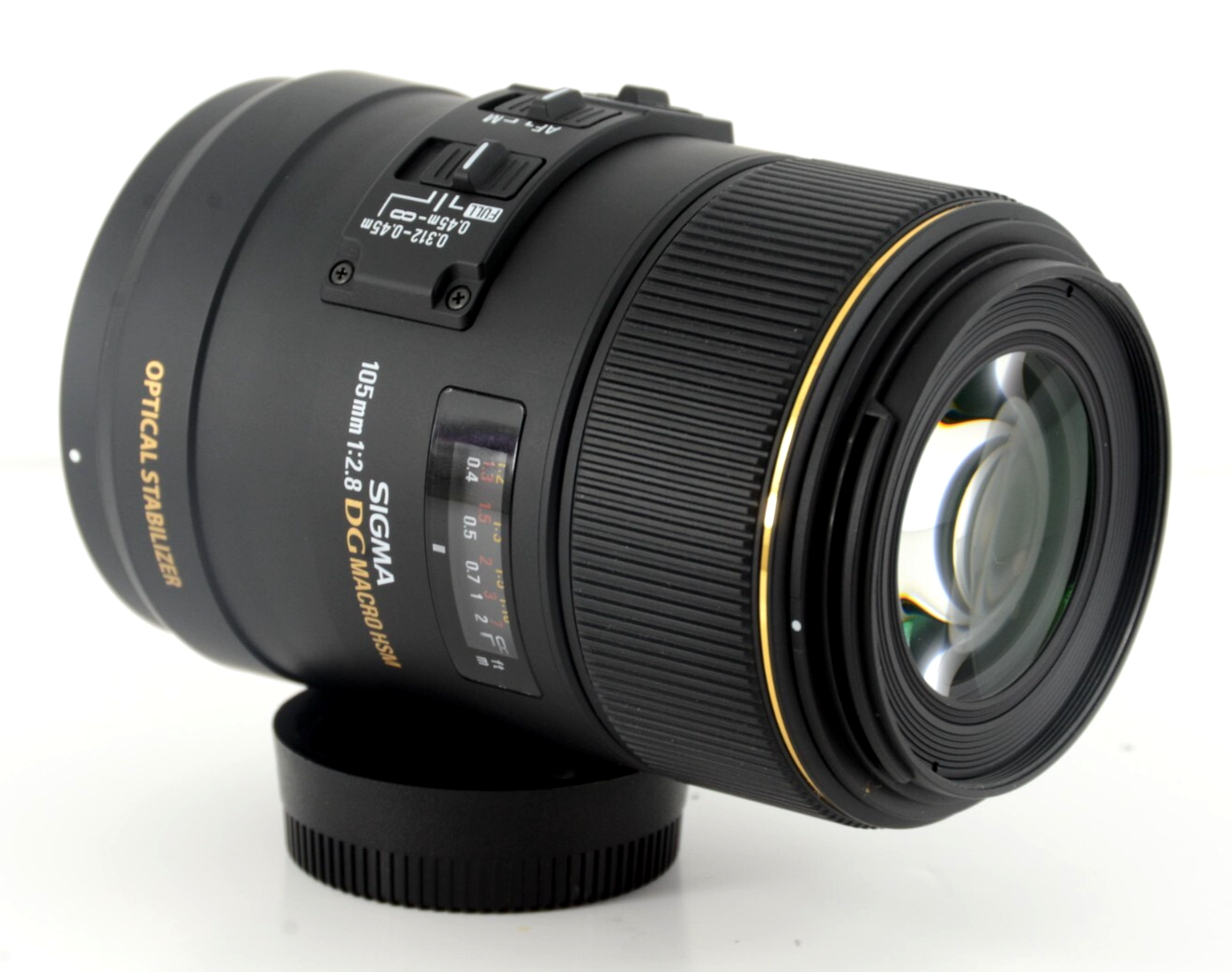 Sigma 105mm f2.8 EX DG OS Macro lens for Nikon AF DX and FX Mint condition