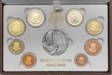 2011 Vatican Coin Proof Set of Pope Benedict XVI w/Silver