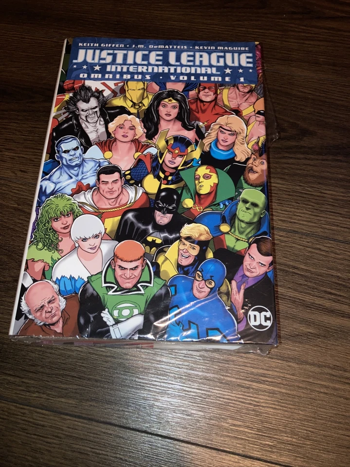 Justice League International y Final Crisis Omnibus lote de 2 HC nuevo precintado Foto 4 de 4