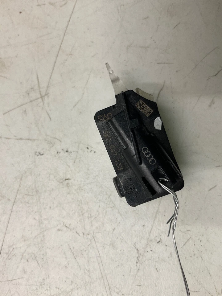 18-23 AUDI S4 DELANTERO O TRASERO LADO CONDUCTOR EXTERIOR PUERTA MANIJA LUZ OEM Foto 4 de 4