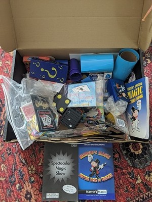 Marvin's Magic Amazing Magic Tricks & Cadaco s Spectacular Magic Show Kit