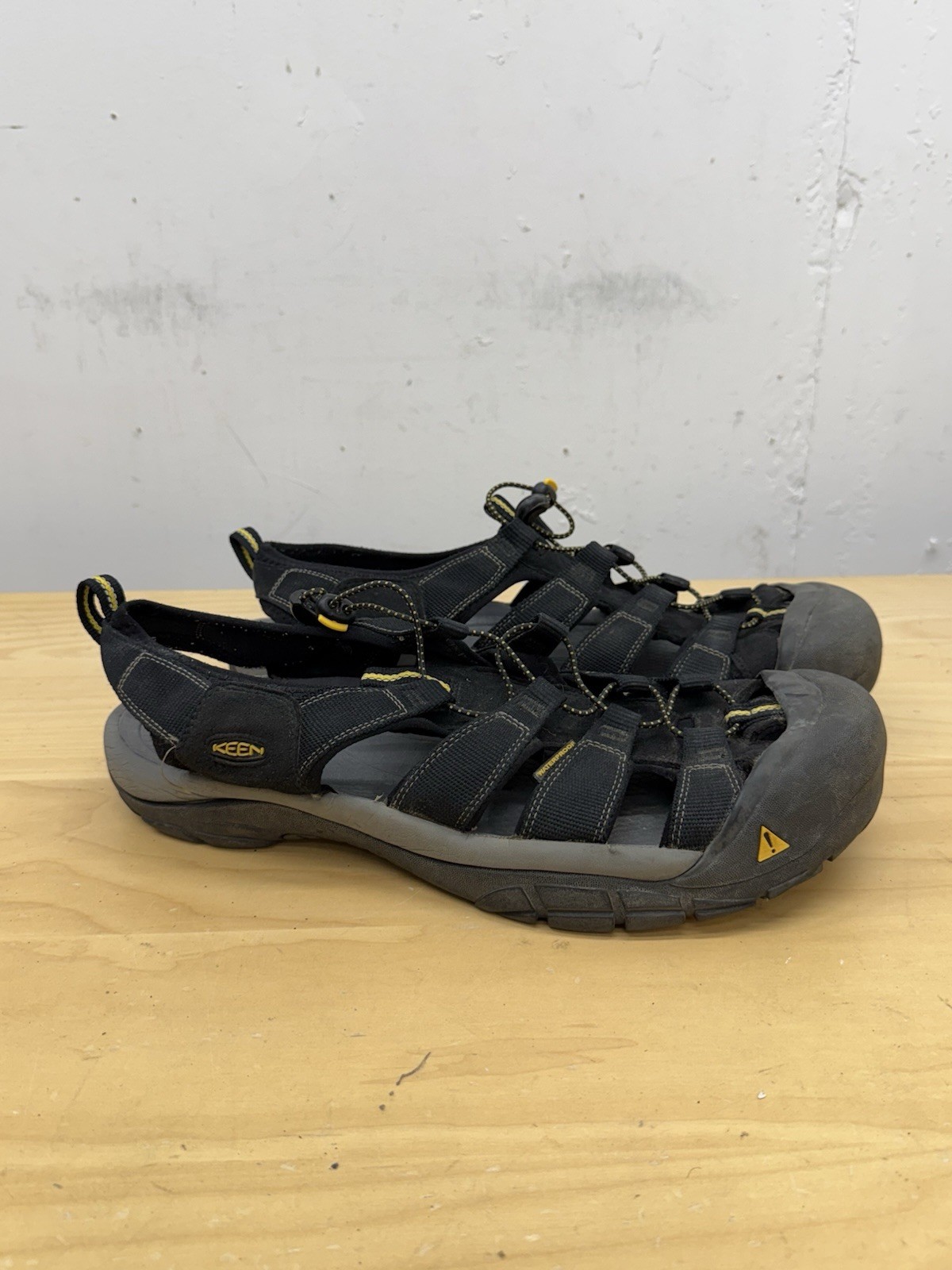 Sandali KEEN Newport H2 uomo 15 neri punta chiusa estivi impermeabili sport 1001907