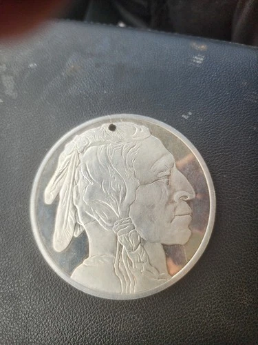 5 oz .999 Fine Silver Buffalo Design Round  Silver,  Damaged