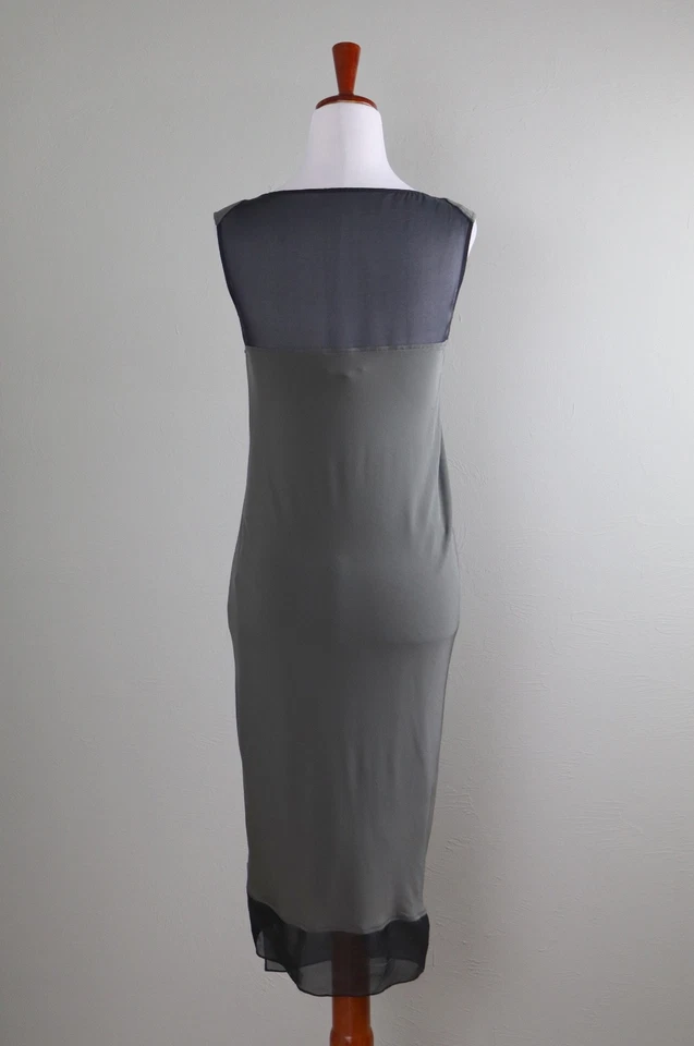 Vestido sin mangas HELMUT LANG $545 ajustado elástico espalda transparente ribete de seda talla pequeña Foto 4 de 4