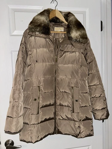 Cappotto giacca Michael Kors MEDIUM puffer marrone marrone chiaro con pelliccia sintetica