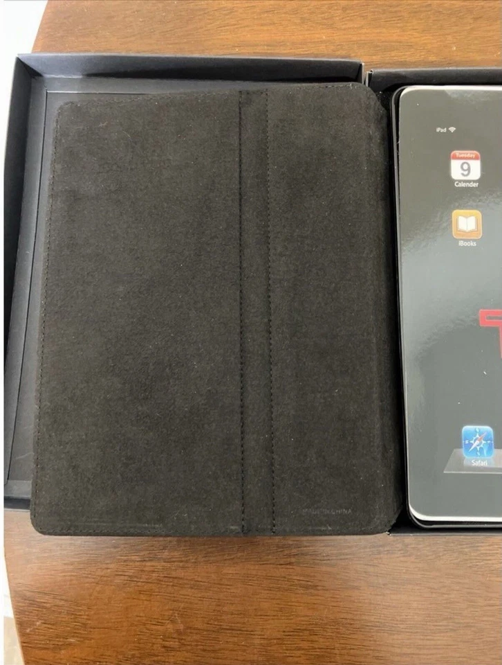 TUMI Ballistic‎ Estuche a Presión para iPad 2 (9.7"x7.5"x.05) 014283D Negro Nuevo en Caja Foto 4 de 4