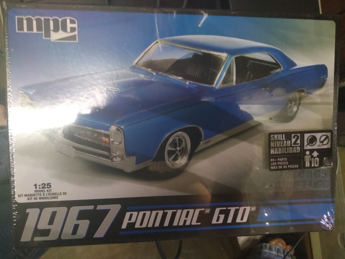 プラッツ 1/25 &#39;67 ポンティアックGTO プラモデル MPC710 2mvetro Amazon.com: MPC: 1:25 Scale Model Kit - 1967 Pontiac GTO
