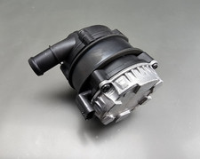Orig VW Audi Seat Skoda Bosch Kühlmittelpumpe Zusatzwasserpumpe 12V 04L965567A