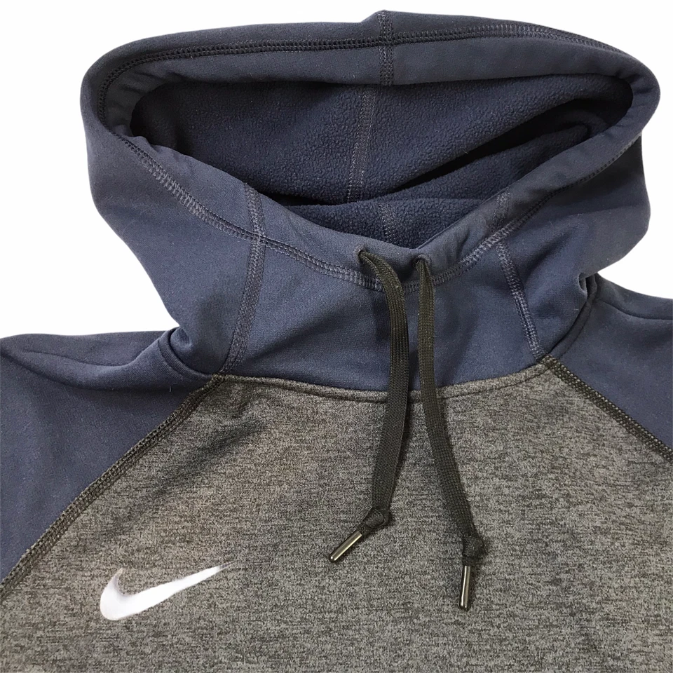 NIKE Therma-Fit Polar Pullover Sudadera con Capucha Gris Azul Para Mujer S Gonzaga U. Foto 3 de 4