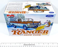 Moebius 1972 F-250 Ranger Xlt Wsnow Plow 125 Scale Plastic Model Kit 2568 New