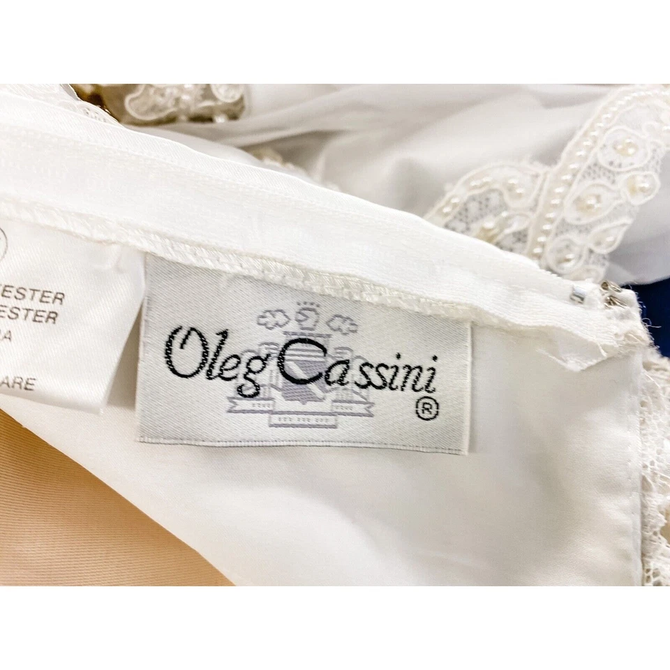 Antigo Vestido de Noiva Oleg Cassini Branco Tamanho 4 CONTAS PESADAS Trem Capela Novo sem etiquetas - Imagem 4 de 4