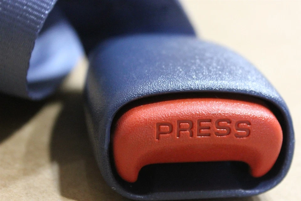 Hebilla de cinturón de seguridad trasero para camioneta Dodge serie B 94-96 5DW58RB7 azul 4 pasajeros nuevo de lote original Foto 3 de 4