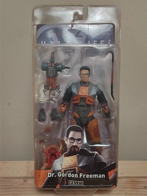 NECA Half-Life 2 Dr Gordon Freeman 7'' Figure 2012 First Release Authentic Sealed