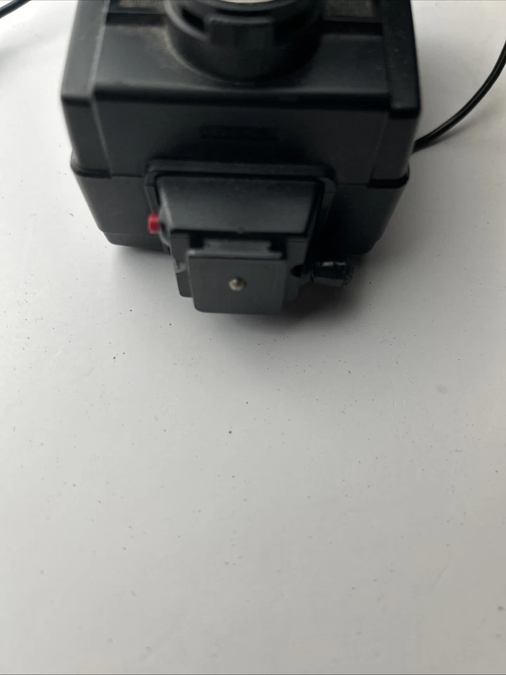 Vivitar Japan 265 Zoom Thyristor Flash With Adapter (B15) - Image 3 of 4