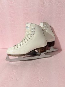 Riedell Figure Skates Size 6 Kids
