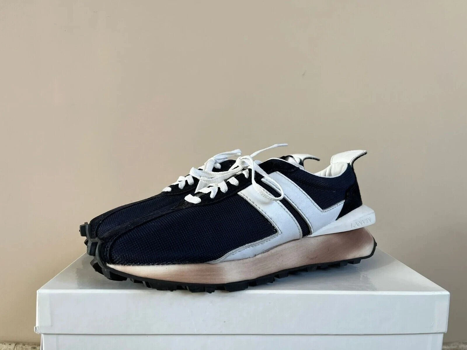 Lanvin — Lanvin , Sneakers in Navy blue BNWOB 42
