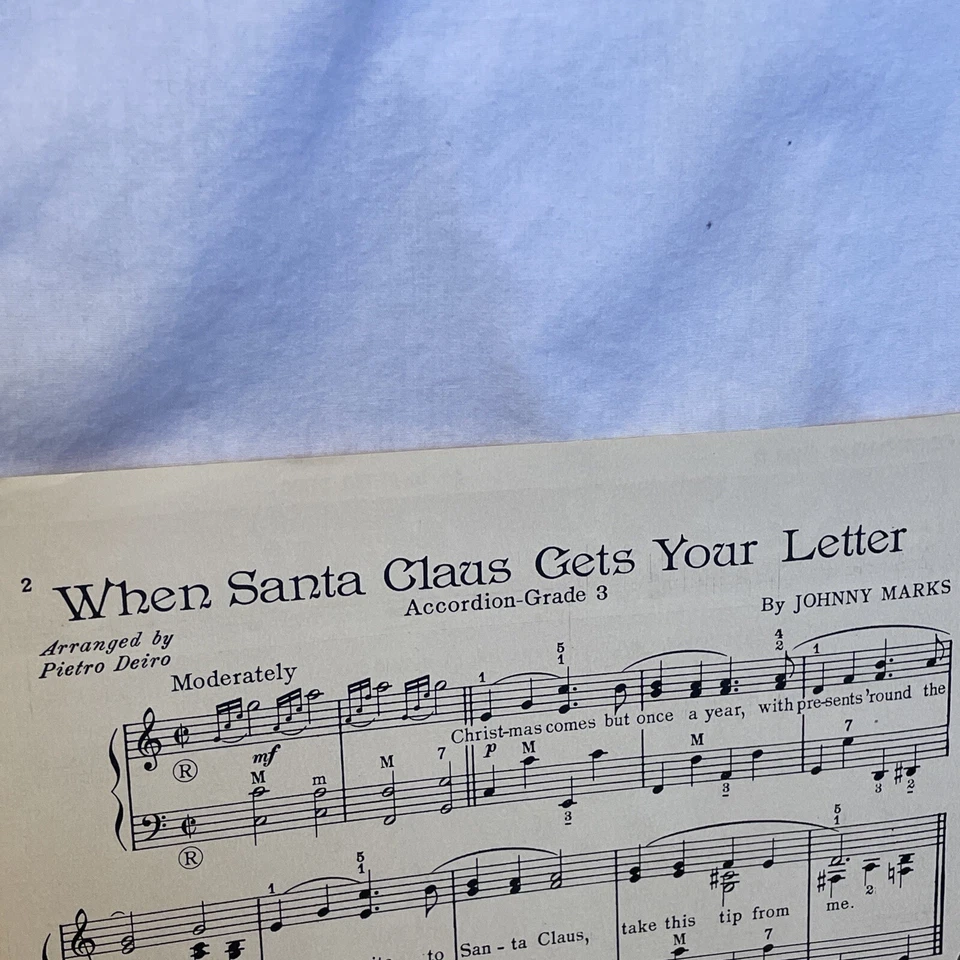 Acordeón When Santa Claus Gets Your Letter 1951 música de San Nicolás Foto 4 de 4