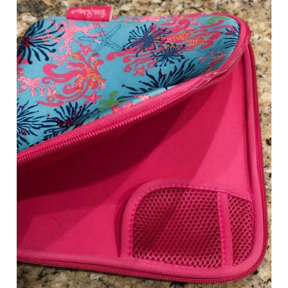 Lilly Pulitzer iPad Tablet Soft Case Pouch Zipper Starfish Jellyfish 10x8 - Image 2 of 2