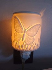 Scentsy Mini Wax Warmer Plug In Brand new uk plugs READ DESCRIPTION RE POSTAGE