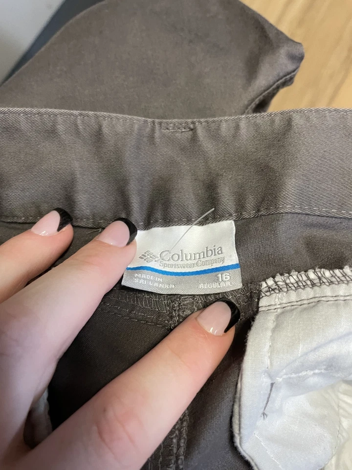 Women's Columbia Pants Brown - Size 16 - Image 3 of 3